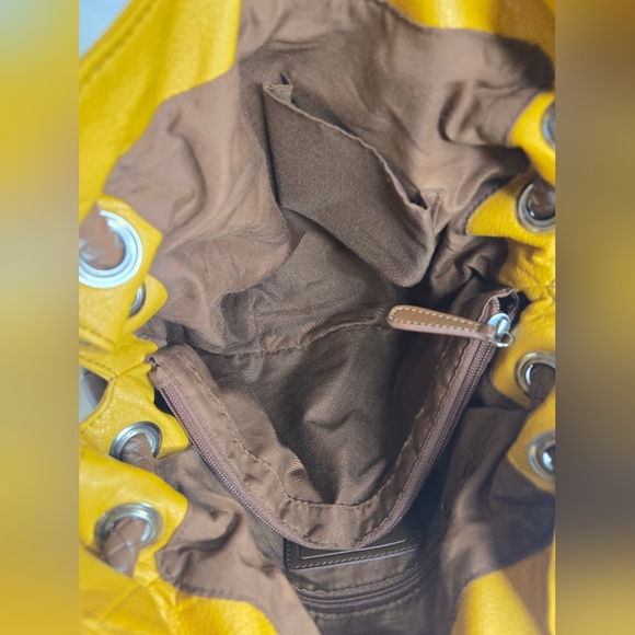 Relic Purse - Picture 11 of 11